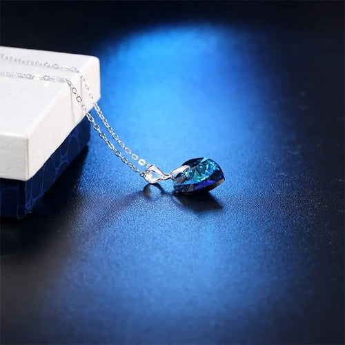 Luxurious Pearl Drop Necklace Set