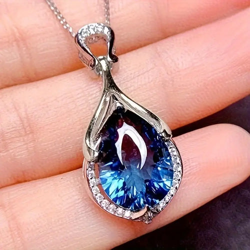 Elegant Sapphire Twisted Necklace