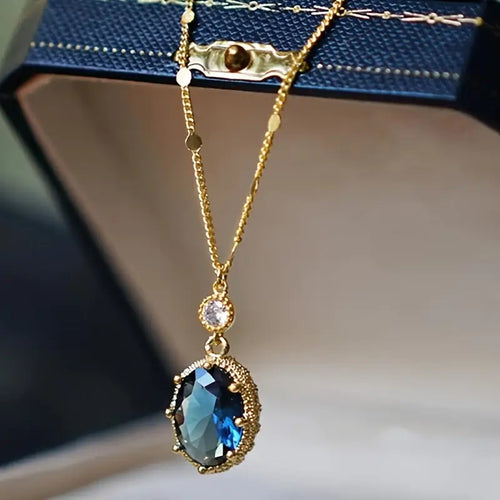 Sophisticated Moonlit Gold Necklace