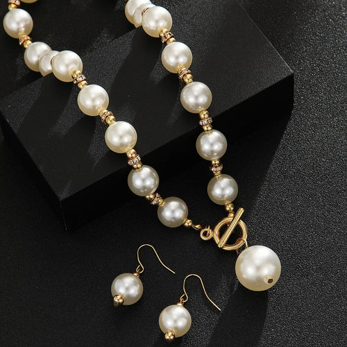 Chunky Pearl Statement Necklace Set