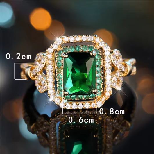Luxe Emerald Halo Statement Ring