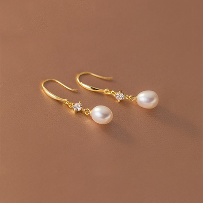 Elegant Baroque Pearl Earrings