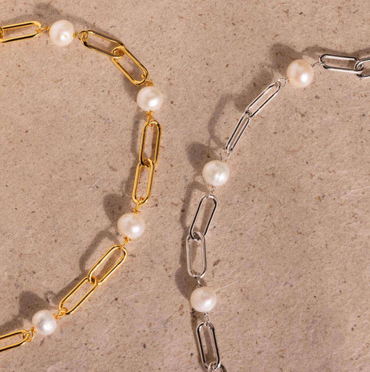 Sophisticated Pearl Chain Bracelet