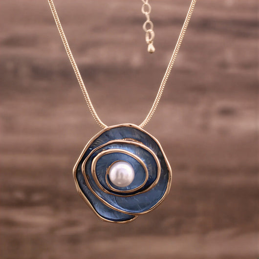 Blue Beauty Pearl Necklace