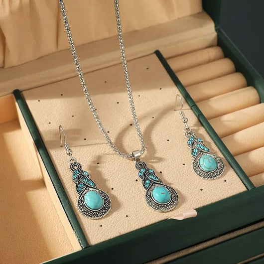 Elegant  Turquoise Necklace and Earrings Set