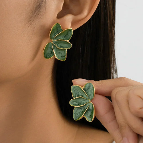 Stunning Floral Vintage Earrings