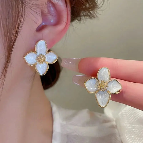 Elegant White Flower Earrings