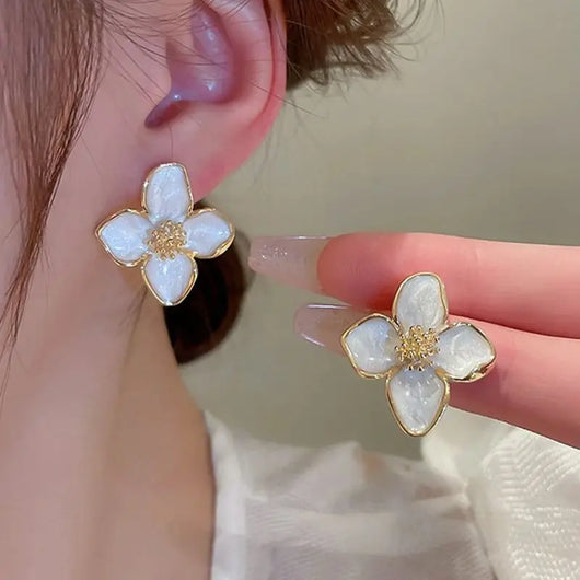 Elegant White Flower Earrings