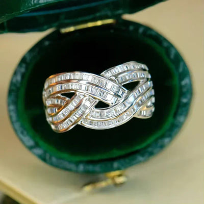 Elegant Wave Cross Zirconia Ring