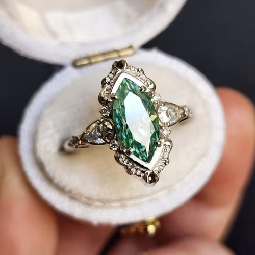 Vintage Emerald Gemstone Ring