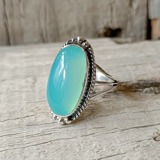 Vintage-Inspired Turquoise Silver Ring