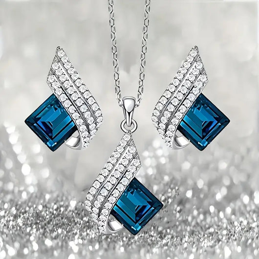 Lustrous  Sapphire Jewelry Set