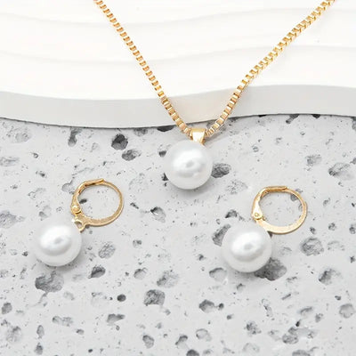 Golden Grace Pearl Jewelry Set | Gold