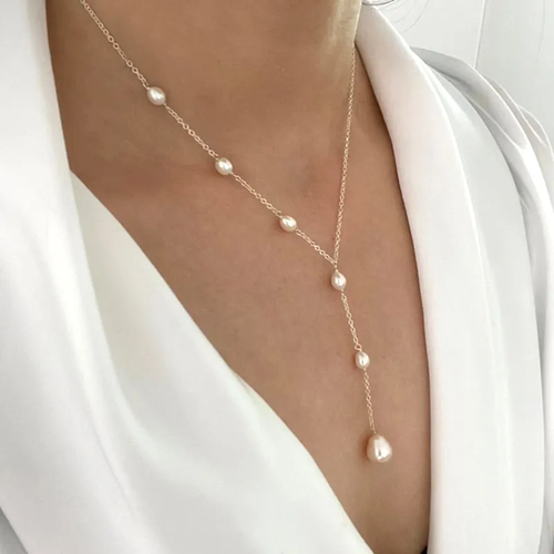 Cascading Pearl Lariat Necklace