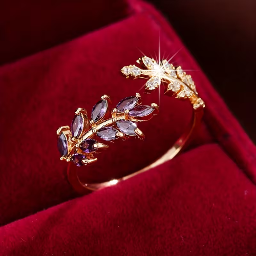 Classic Leaf Ring