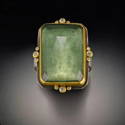 Emerald Shine Gold Ring