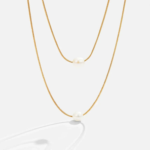 Sophisticated Layered Pearl Necklace