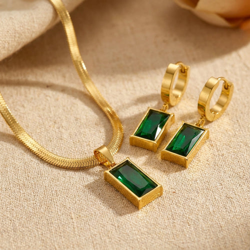 Luxe Emerald Necklace & Earring Set