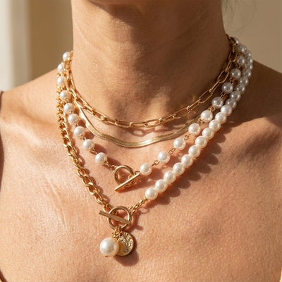 Modern Pearl Layered Necklace Set