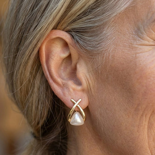 Elegant Vintage-Inspired Pearl Drop Earrings